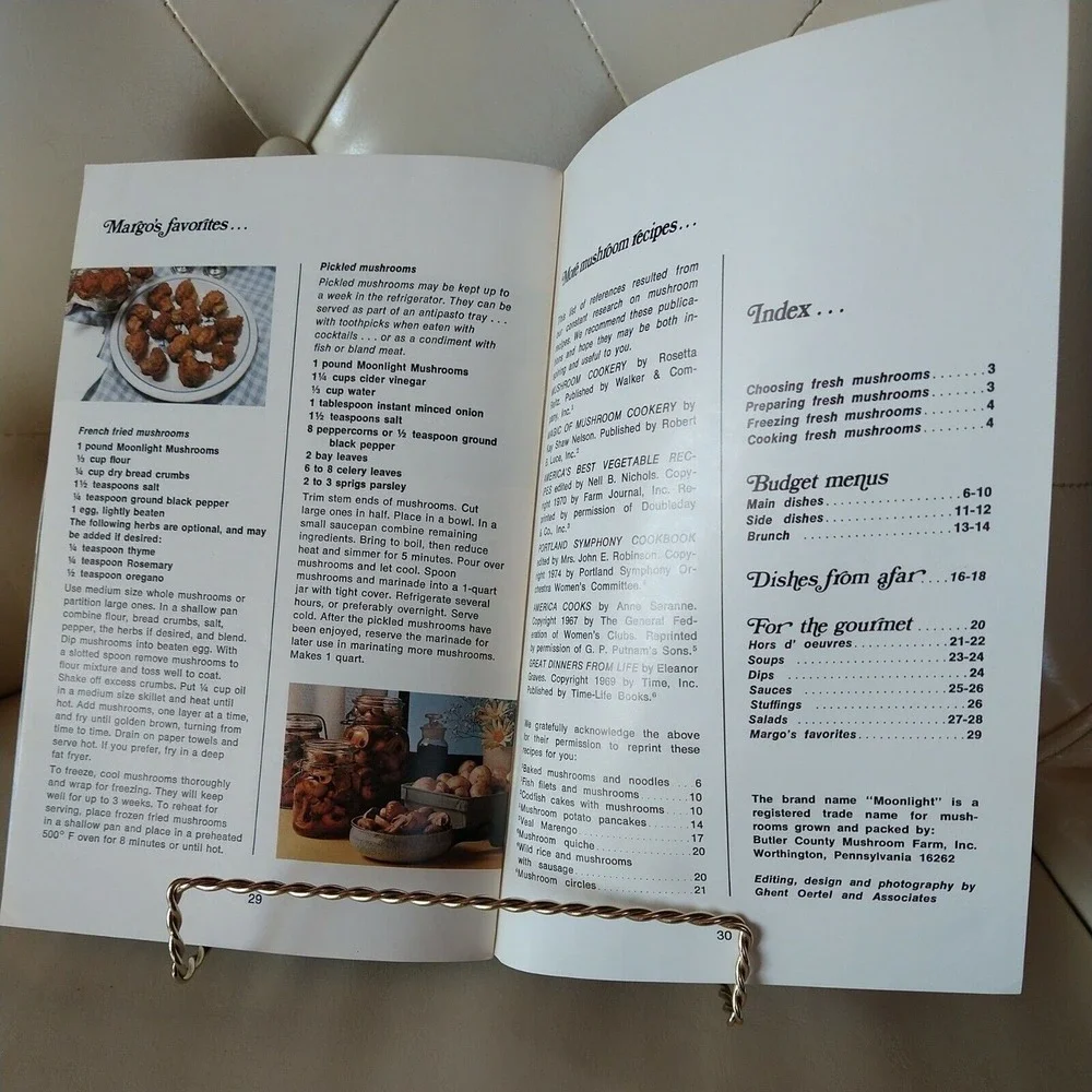 Good Things To Eat With Moonlight Mushrooms Vintage‎ Cookbook Pamphlet Booklet